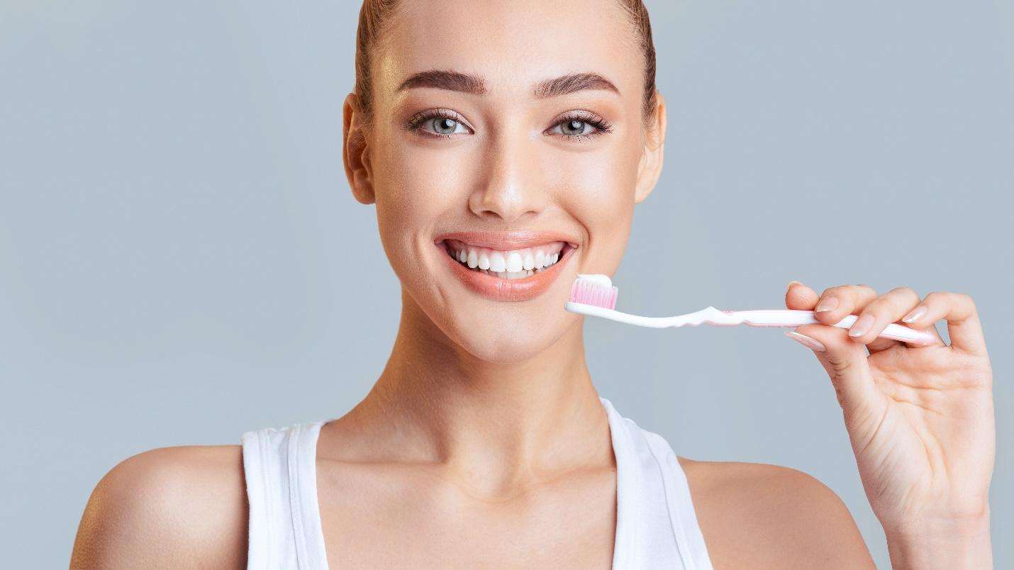 Patient talking with dentist about oral health